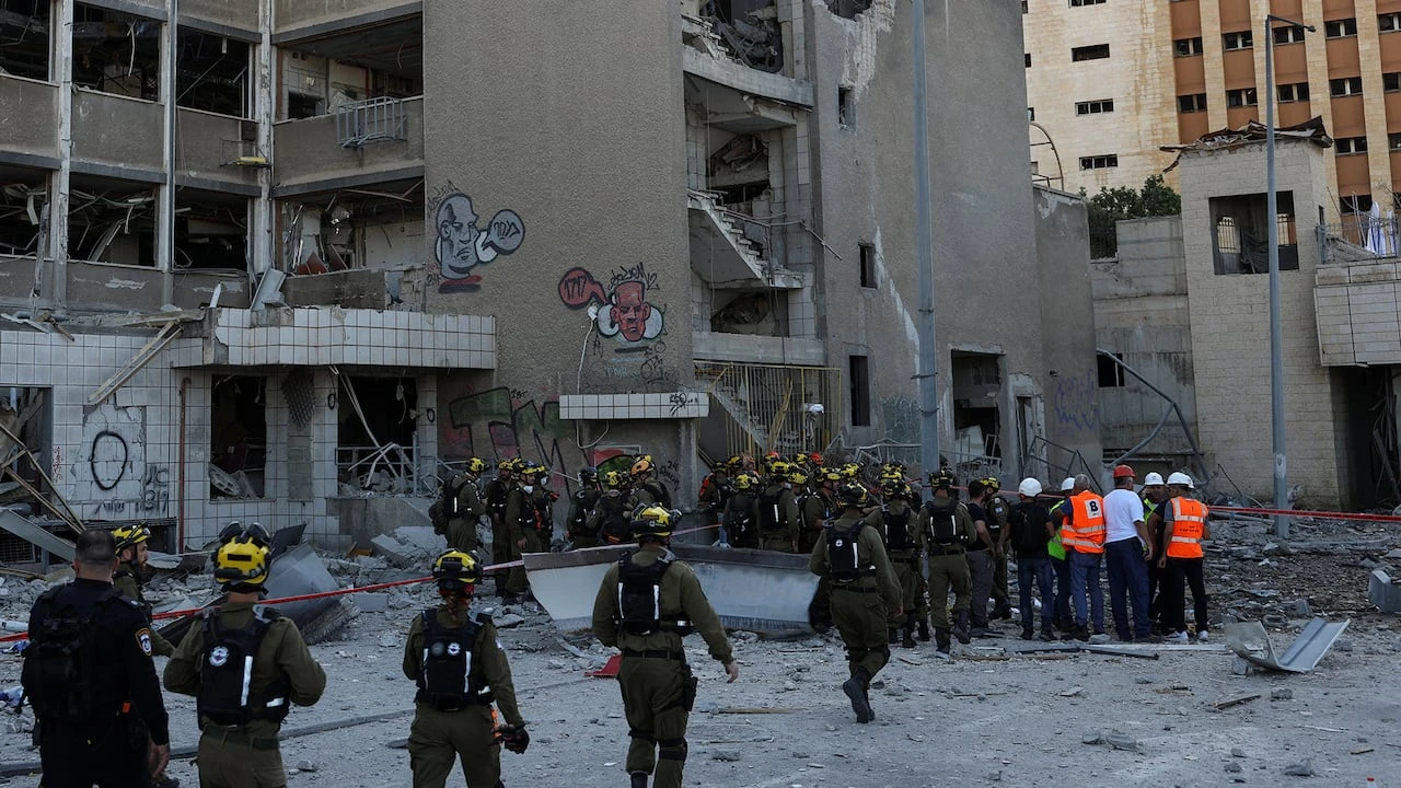 Israel, Iran trade fresh airstrikes as nuclear talks stall