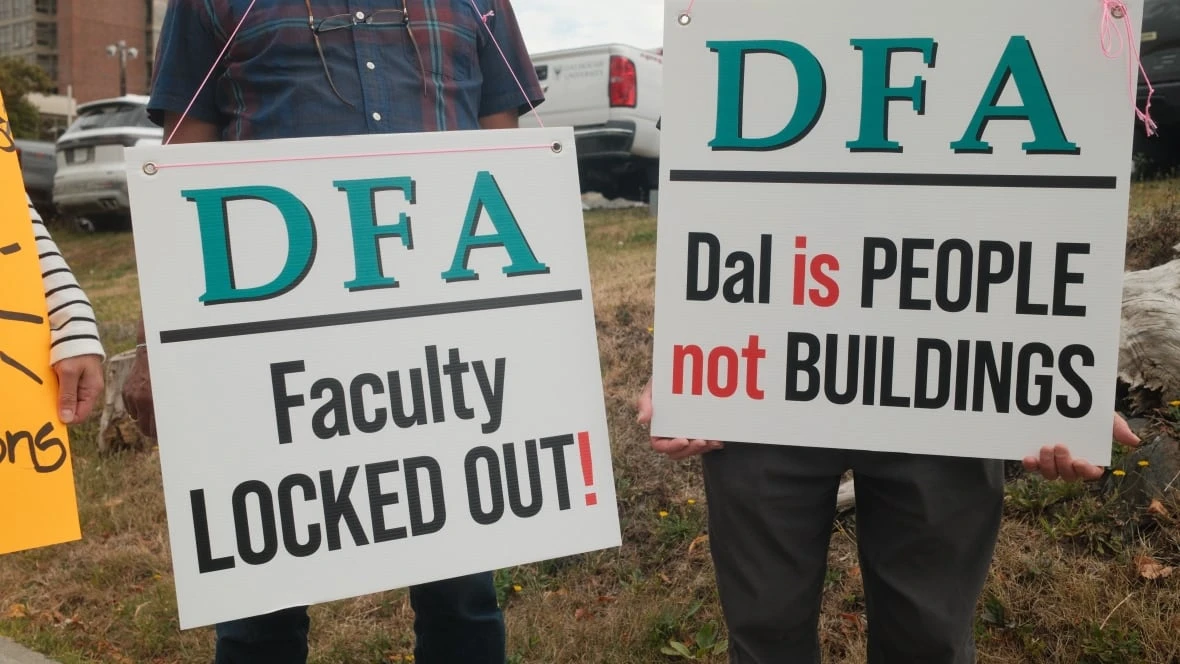 Dalhousie faculty association members reject contract offer, begin strike today