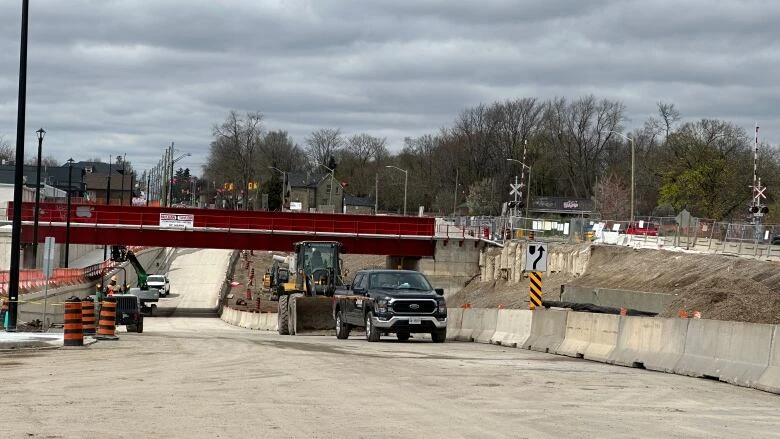 Drivers celebrate the end of Adelaide St. train traffic jam as underpass opens Friday
