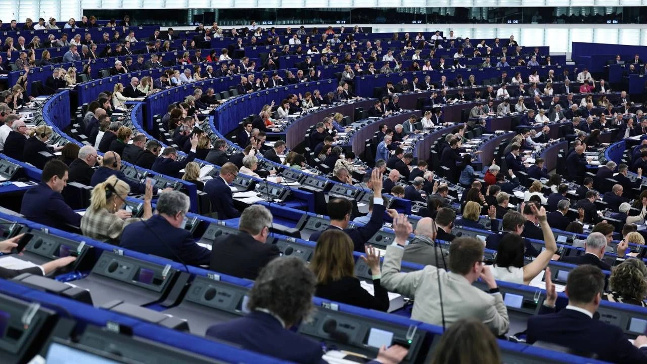 Niepewna przyszłość budżetu UE. Groźba weta ze strony PE