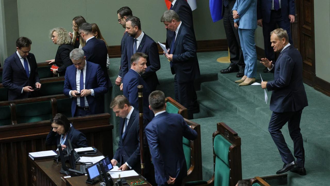 Premier po wotum zaufania. „Duże rzeczy można zrobić bez ustaw”