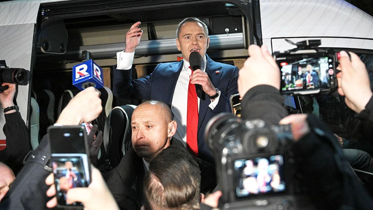 Afera z mieszkaniem zaważy na wyborach? Jest nowy sondaż