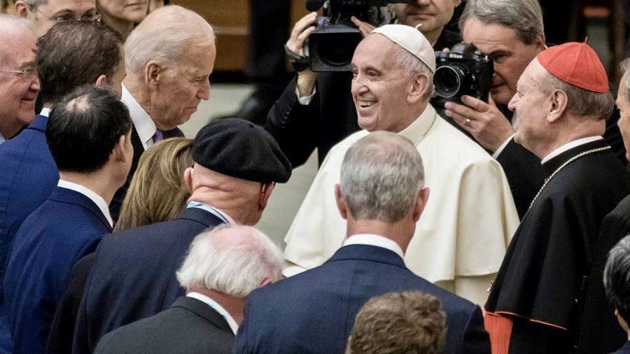 W tym tygodniu spotkanie Franciszka z Bidenem? Watykan zabrał głos