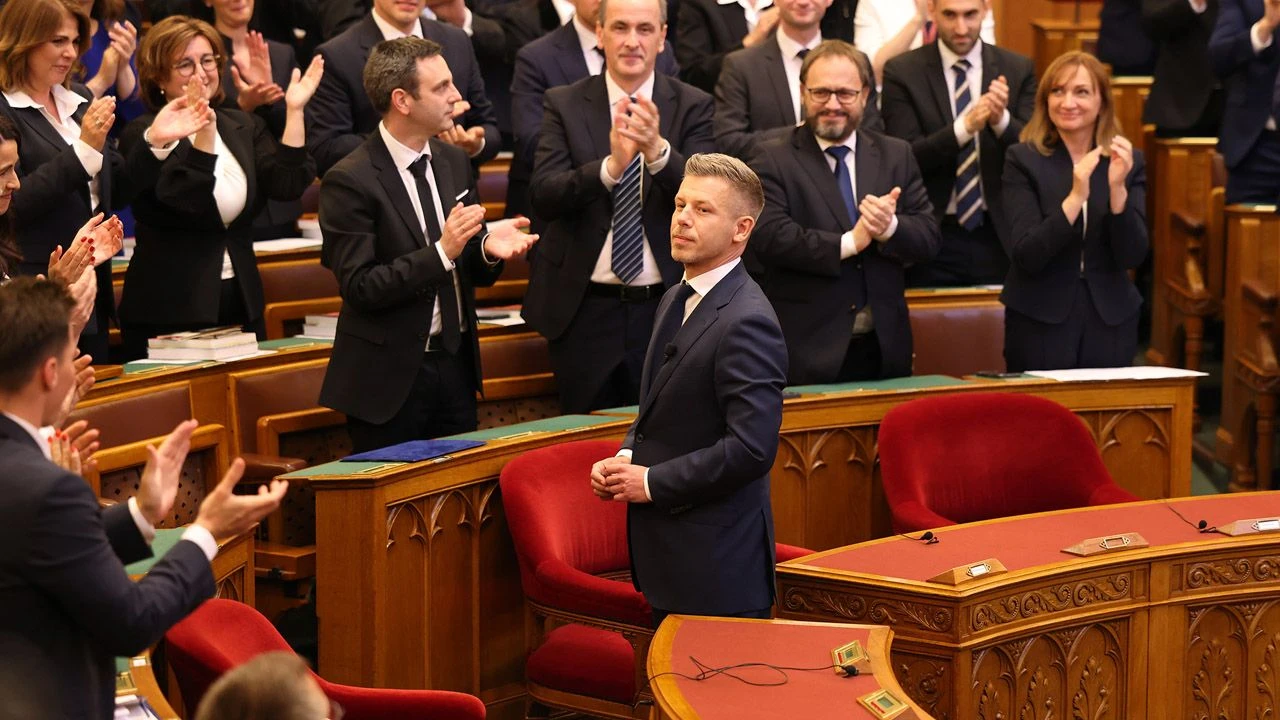 Koniec ery Orbana. Magyar: Elity okradały państwo
