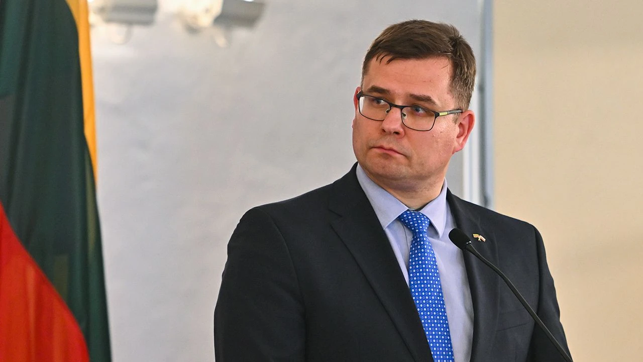 Minister obrony Litwy: Rosja zaskoczyła Zachód