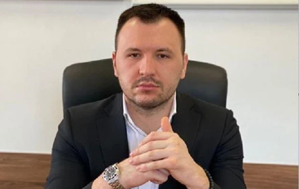 Без МФО, але з чиновниками