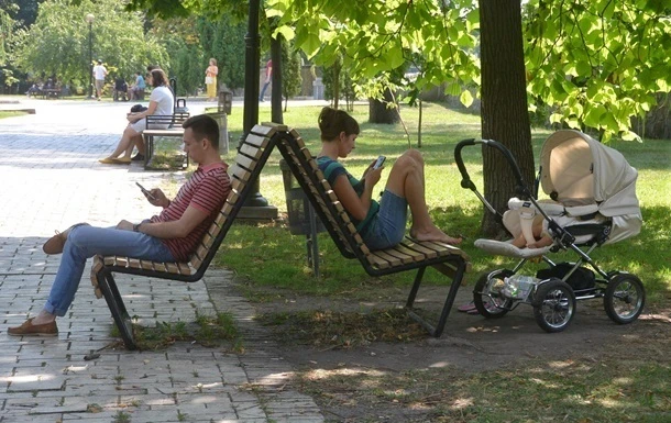 Погода на тиждень: в Україні тепло і дощі