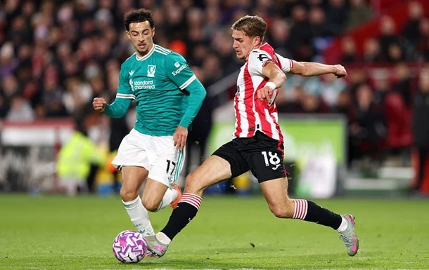 Ярмолюк залишив поле травмований: Брентфорд догравав матч без українця