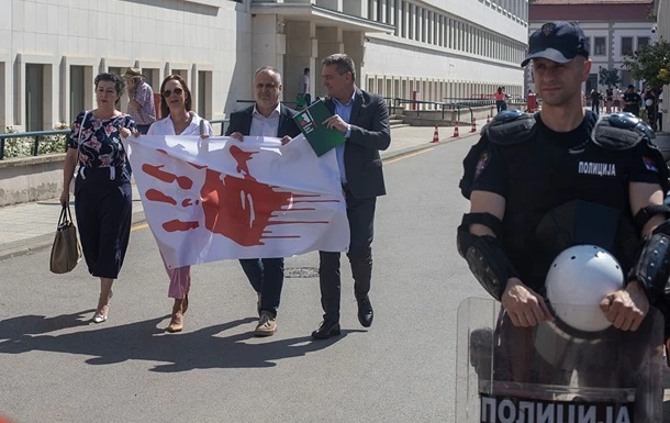 В Сербії провели серію затримань через 