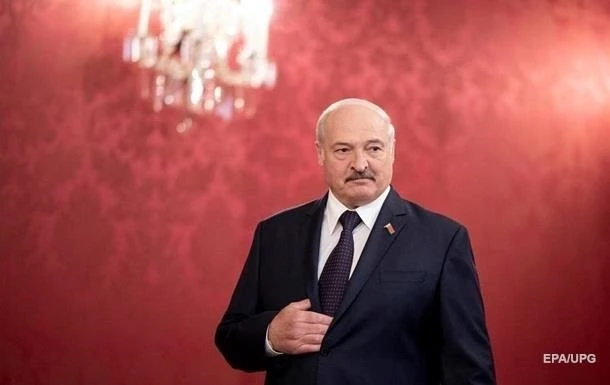 Лукашенко про журналістів з Росії на БТРК: Святе місце порожнім не буває