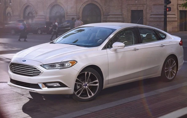 Ford до кінця року припиняє випуск всіх марок своїх седанів