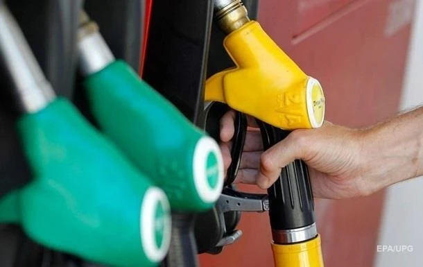 Мережам АЗС дозволили підняти ціни вище 30 гривень