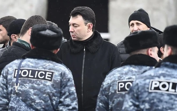 У Вірменії затримали колишнього віце-спікера парламенту