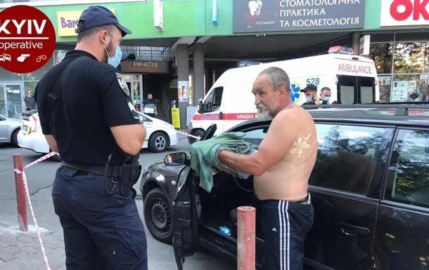 У Києві поранений таксист дав відсіч пасажиру, який стріляв