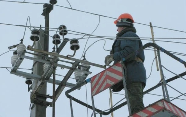 Більше 70 будинків у центрі Києва залишилися без світла