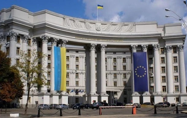У МЗС обговорили відносини з Білоруссю