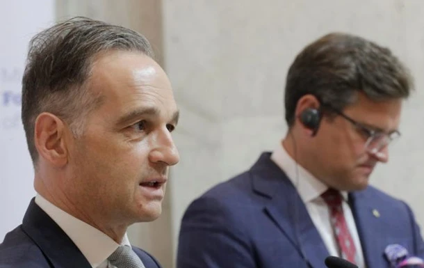 Кулеба і Маас обговорили підготовку двох самітів