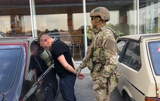 У Тернополі затримали начальника податкової