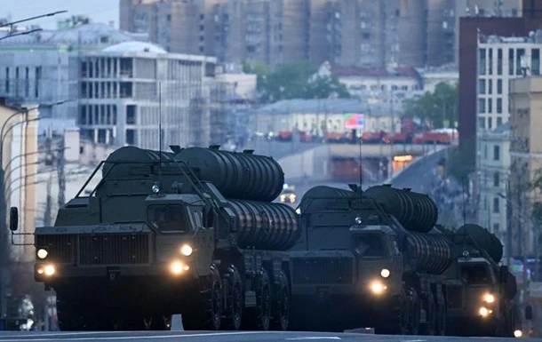 Індія планує придбати в Росії п'ять ЗРК С-400