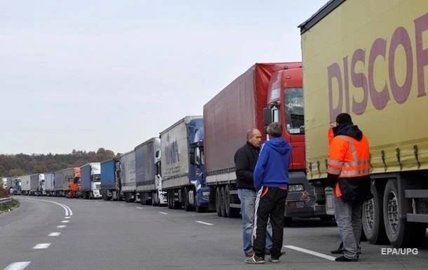 Далекобійники відповіли на висловлювання Зеленського