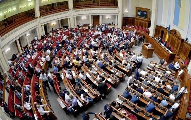 Чотири фракції проти розпуску КСУ