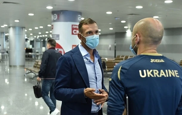 Шевченко з 19 гравцями збірної вирушив на збір до Харкова