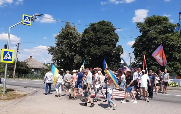 На Буковині протестувальники перекрили автотрасу