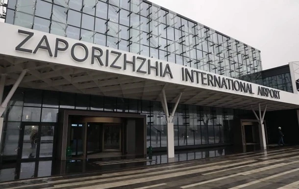 У Запоріжжі евакуювали пасажирів літака через 