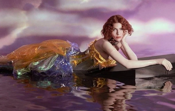 Загинула відома співачка-трансгендер Sophie