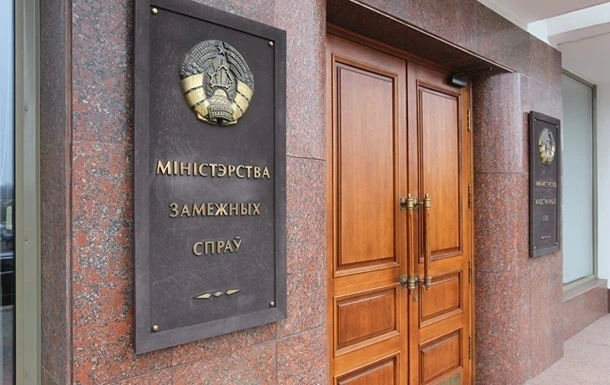 Мінськ ввів санкції проти Британії та Канади