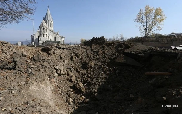 Війська Азербайджану наблизилися до Степанакерта