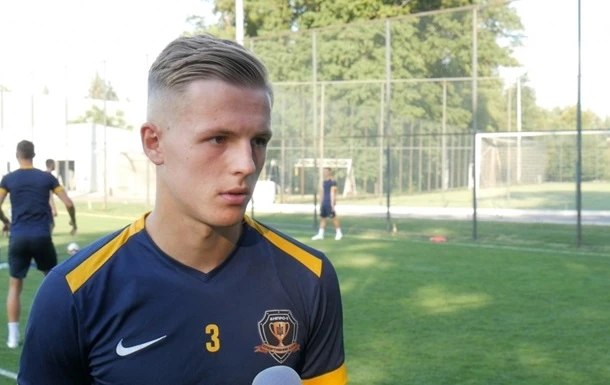 Дніпро-1 достроково повернув з Естонії чемпіона світу U-20
