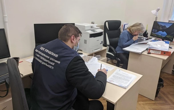 У Музеї Революції гідності проводять обшуки