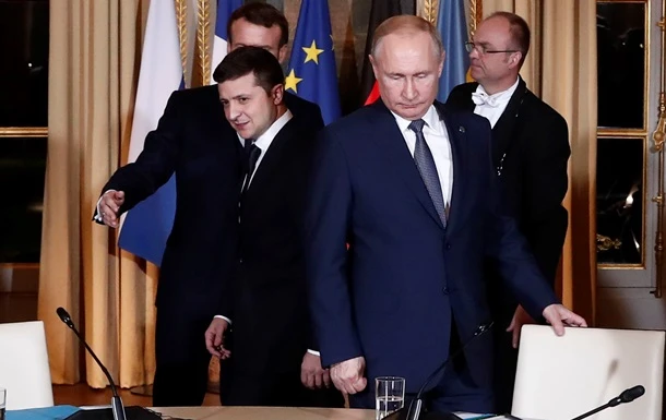 Зеленський обговорив з Путіним ситуацію на Донбасі