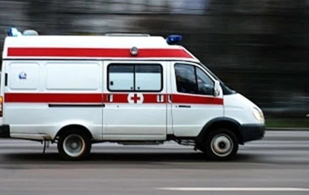 У Франції поліцейський підпалив чоловіка електрошокером