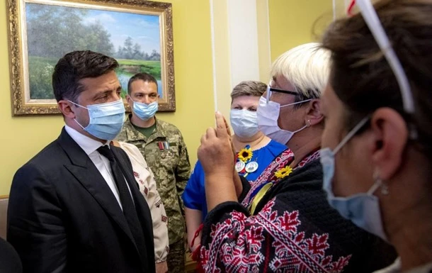 Зеленський про полонених: всіх повернемо - живих і неживих