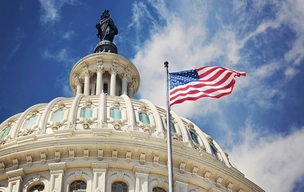 США заборонили торгівлю зброєю з Росією