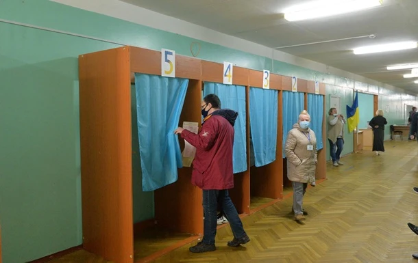 У ЦВК пояснили відсутність даних явки виборців