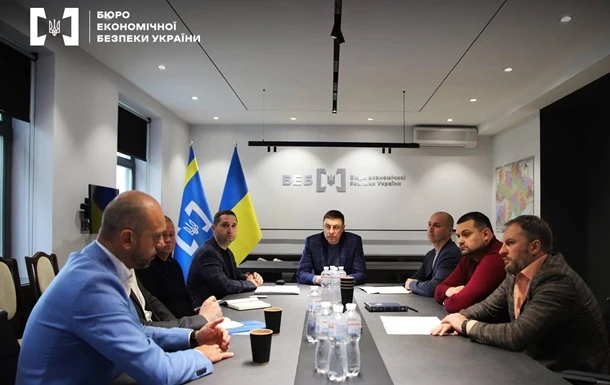 БЕБ викрило підпільний НПЗ потужністю 100 тонн палива за добу