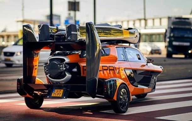 У Нідерландах з'явився літаючий автомобіль