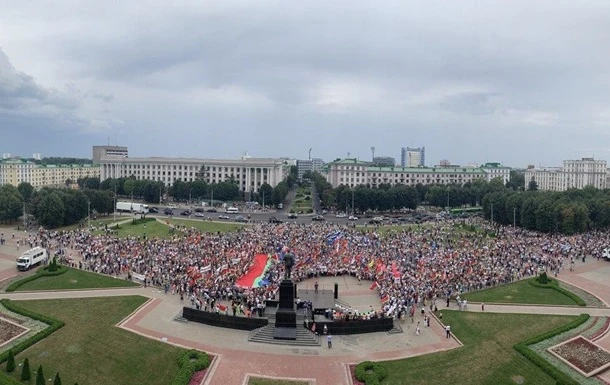 У Білорусі починаються акції в підтримку Лукашенка