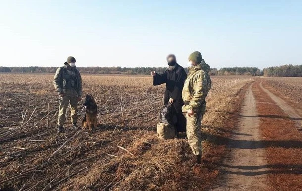 Біля кордону з РФ затримали порушника в рясі