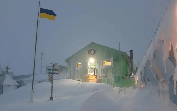 Українську антарктичну станцію замело снігом