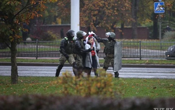 Протести в Білорусі. Затриманих вже більш як 300