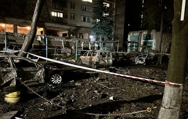 Удар по Дніпру: з’явилися фото наслідків