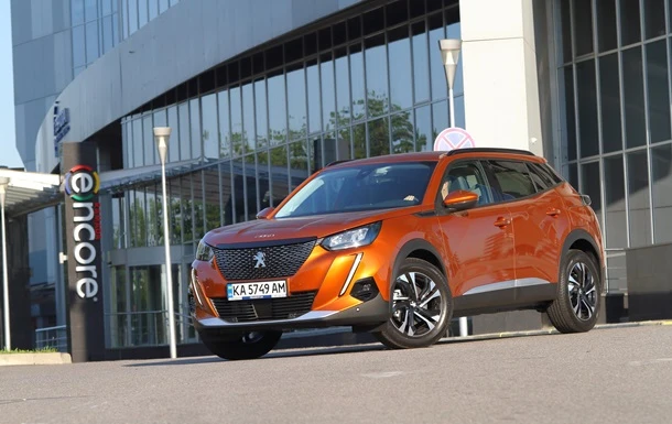 Сміливий, пристрасний, незвичайний - новий Peugeot 2008