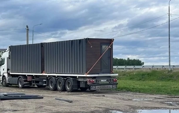 Під Іркутськом утворились кілометрові черги з фур