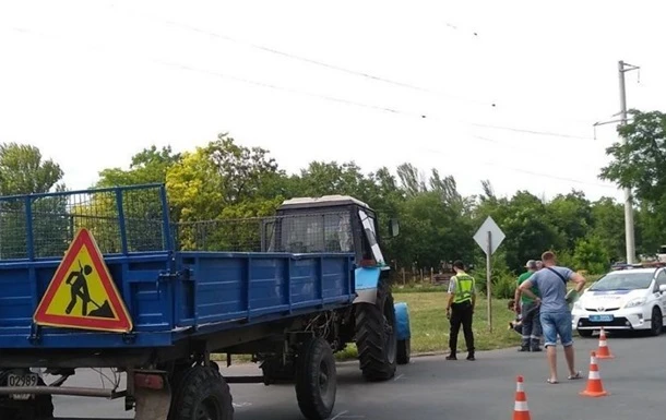 На Волині селяни відбили у поліції трактор