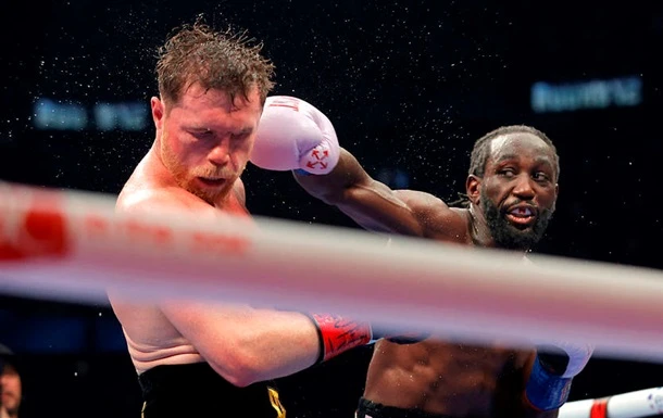 Тренер Кроуфорда оцінив шанси у разі реваншу з Альваресом