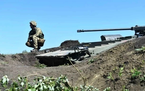 На Донбасі за добу два порушення